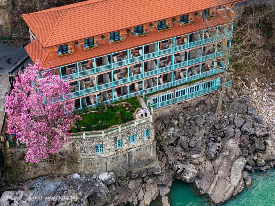 Hotel Magnolia In The City Centre كوتايسي المظهر الخارجي الصورة
