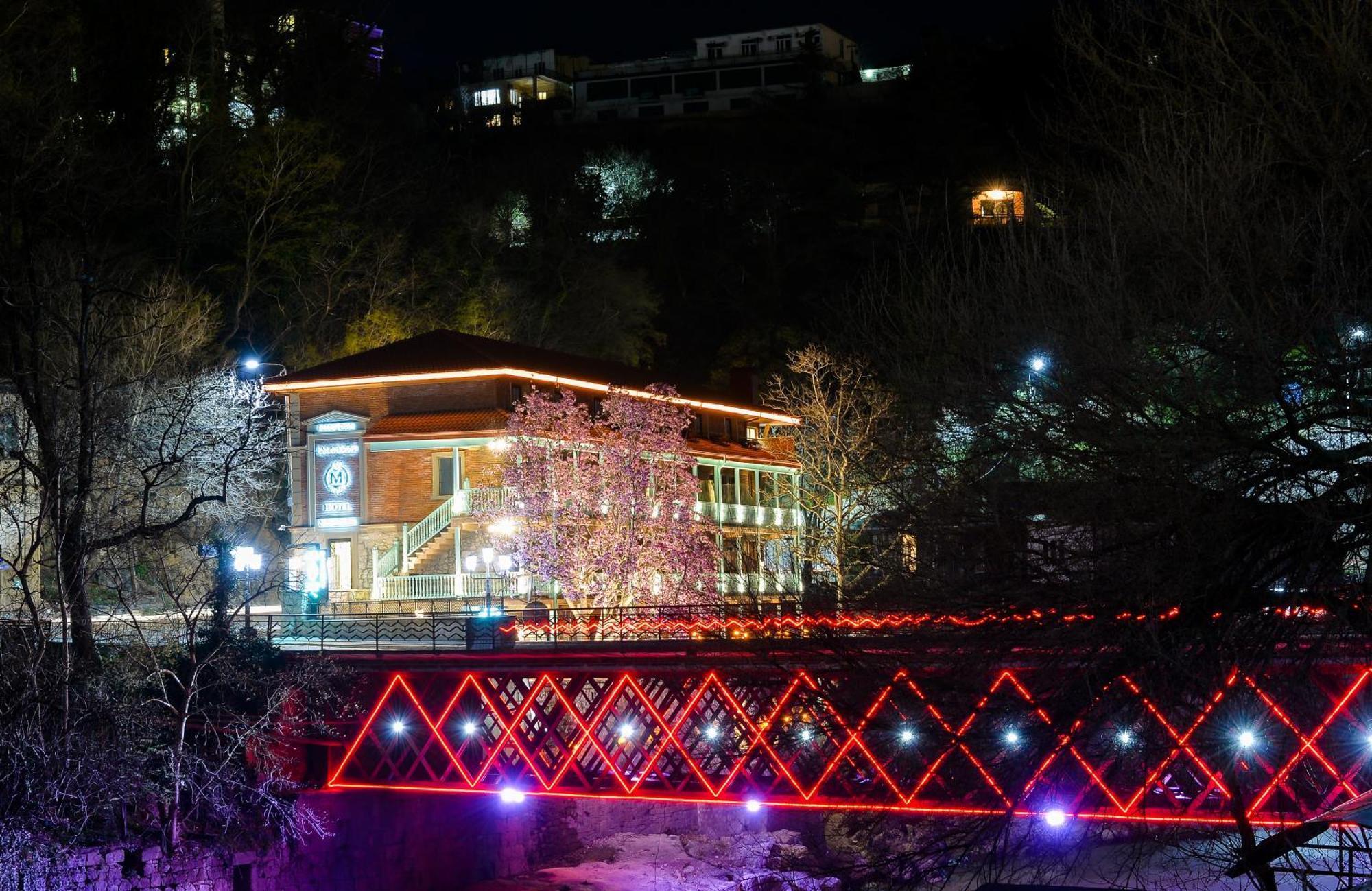 Hotel Magnolia In The City Centre كوتايسي المظهر الخارجي الصورة